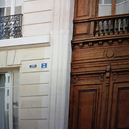 Chic Parisian Parigi